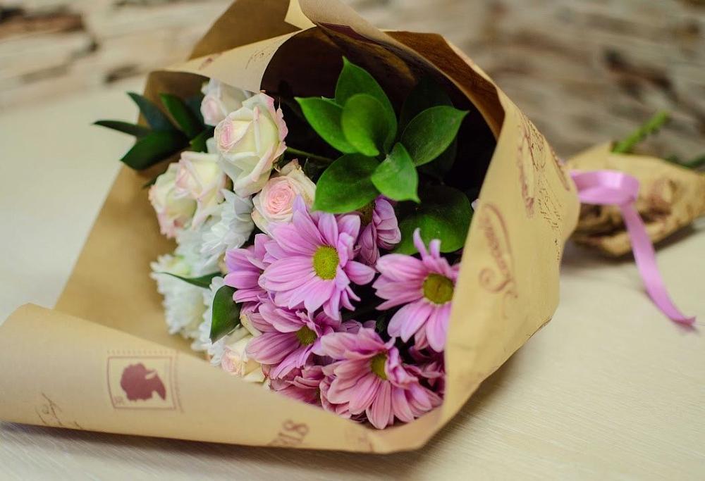 Букет цветов из: Розы и Хризантемы в Молочном Вологодской области