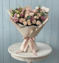 Букет цветов из:  Розы и Лизиантусы в Молочном Вологодской области