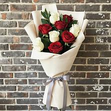Букет цветов из:  Розы в Молочном Вологодской области