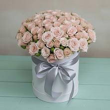 Цветочная композиция из Розы в шляпной коробке в Молочном Вологодской области