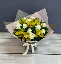 Букет цветов из:  Орхидеи и Розы в Молочном Вологодской области