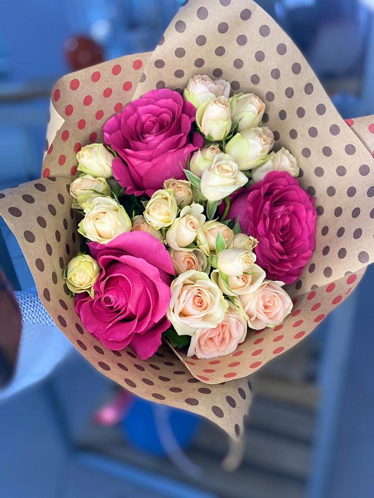 Букет цветов из: Розы в Молочном Вологодской области