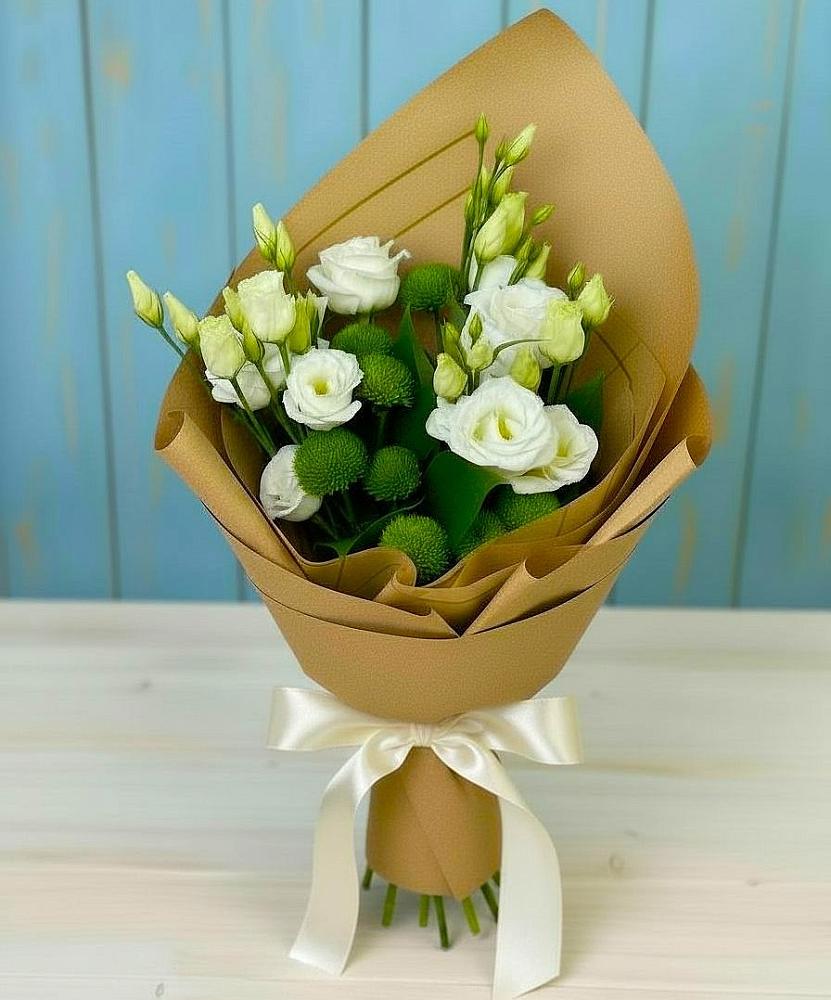 Букет цветов из: Хризантемы и Лизиантусы в Молочном Вологодской области