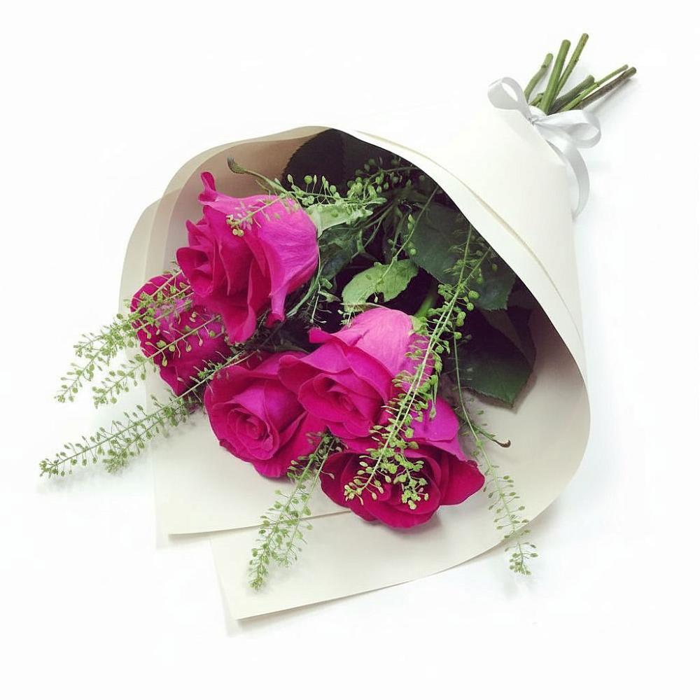 Букет цветов из: Розы в Молочном Вологодской области