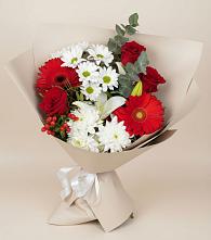 Букет цветов из:  Розы, Хризантемы, Герберы и Лилии в Молочном Вологодской области