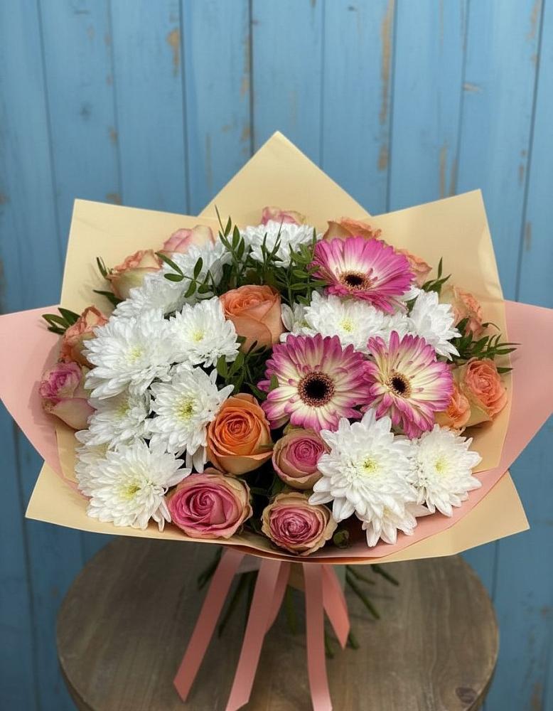 Букет цветов из: Розы, Герберы и Хризантемы в Молочном Вологодской области