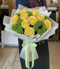 Букет цветов из:  Хризантемы и Розы в Молочном Вологодской области