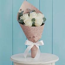 Букет цветов из:  Розы в Молочном Вологодской области
