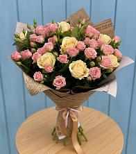 Букет цветов из:  Розы в Молочном Вологодской области