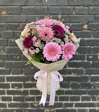 Букет цветов из:  Герберы и Хризантемы в Молочном Вологодской области
