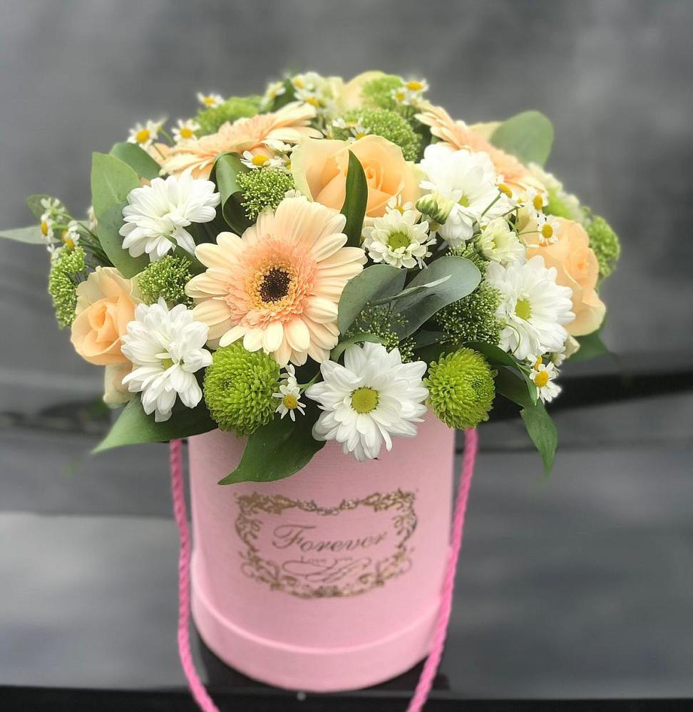 Цветочная композиция из Розы, Герберы и Хризантемы в шляпной коробке в Молочном Вологодской области